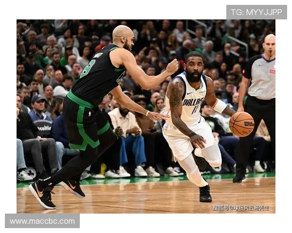 独行侠与凯尔特人激战正酣 双方王牌对决引爆全场热血