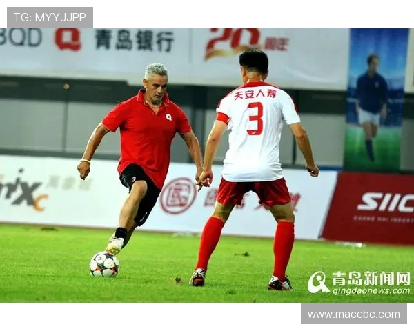 博卡青年迎战传统宿敌 激战激烈场面引爆球迷热情