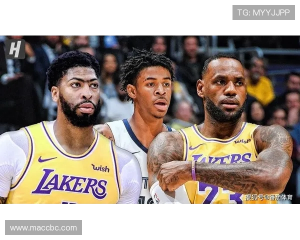 灰熊主场鏖战湖人双方激烈对攻全场比分紧咬悬念不断