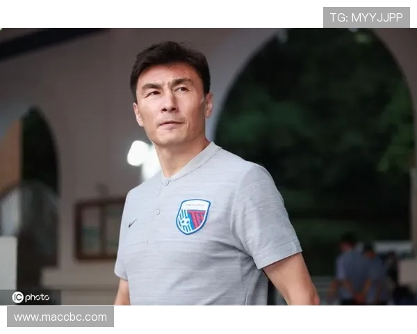 李玮锋再度成为焦点探秘中国足坛硬汉成长之路与执教新篇