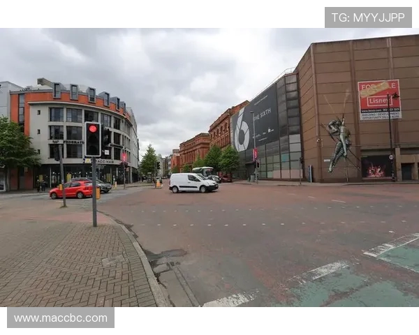 专访当代足球明星成长历程与赛场传奇故事全景深度权威解析精编版