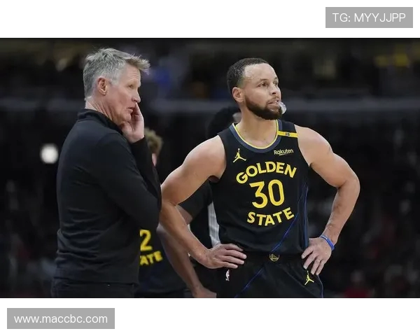 勇士库里单场砍下53分力克鹈鹕展现超级巨星风采